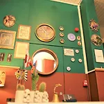Lavender Hotel