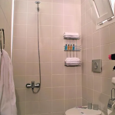 Hotel Lavender 2*