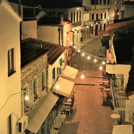 מלון Lavender 2*