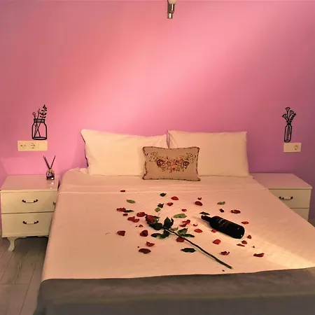 מלון Lavender Çeşme