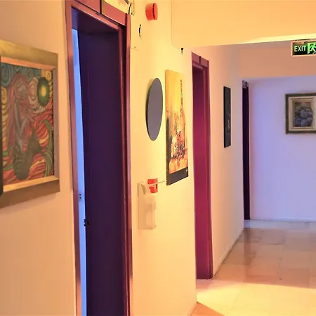 Hotel Lavender 2*